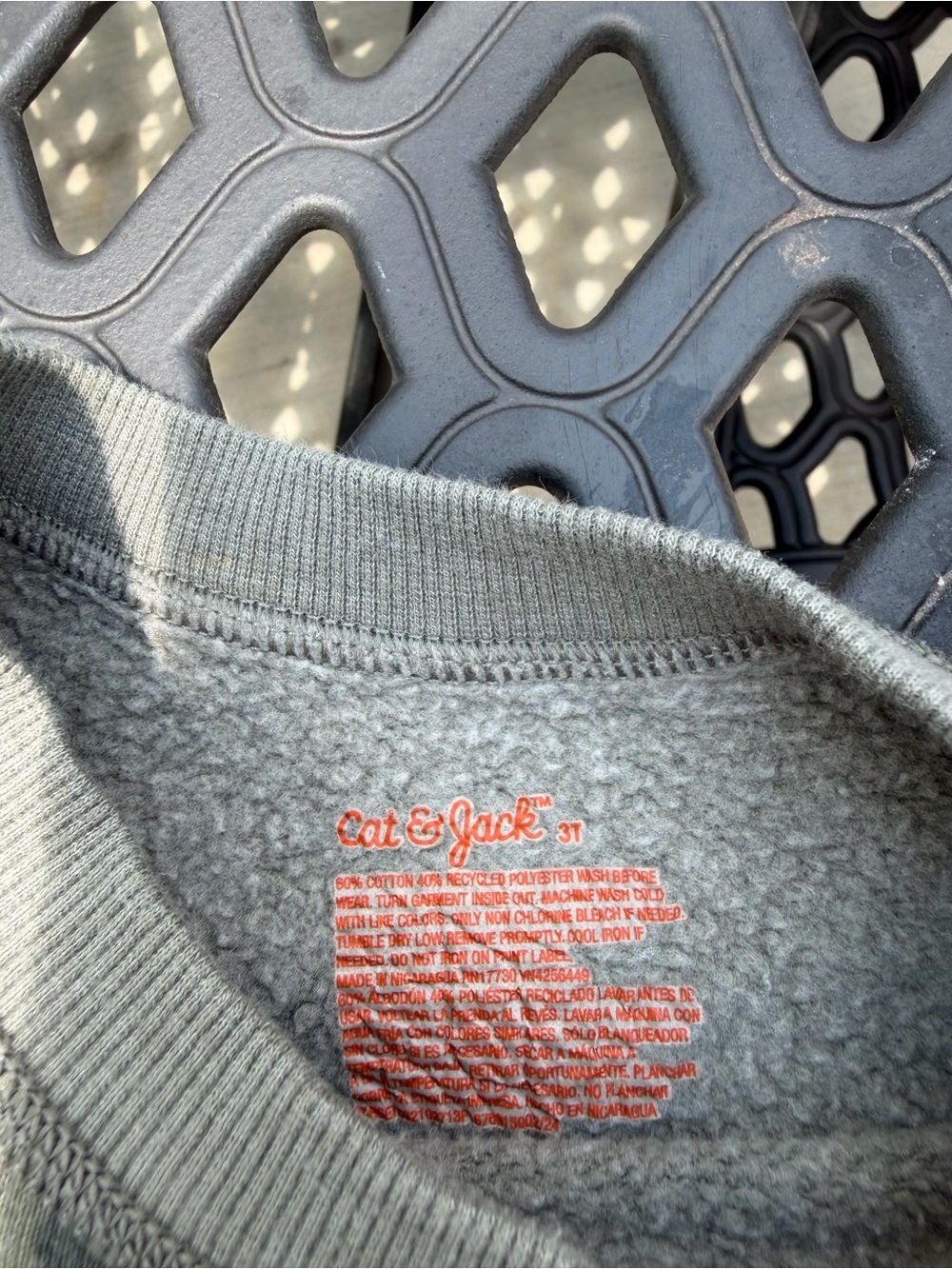 Cat & Jack Men's Heather Grey Crewneck Pullover